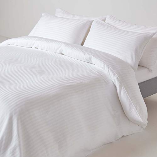 Homescapes 3-teiliges Bettwäsche-Set, Bettbezug 260 x 220 cm mit 2 Kissenbezügen 48 x 74 cm, 100% ägyptische Baumwolle mit Satin-Streifen, Fadendichte 330, weiß